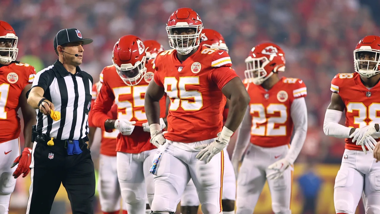 Chiefs vs Chargers score: Chiefs defeat Chargers 27-24 on Thursday